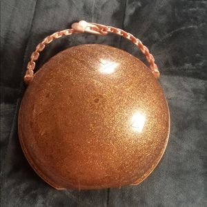 L.O.L empty container